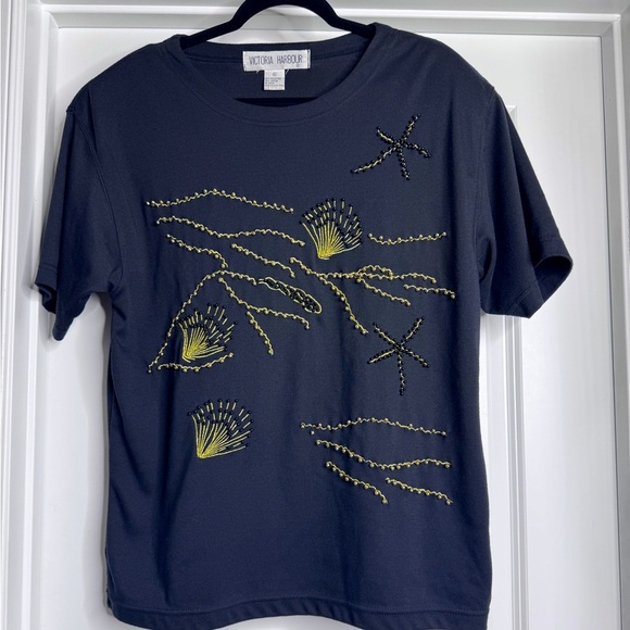Vintage Victoria Harbour Beaded Beach Short Sleeve Tee Shirt Size Medium - Picture 1 of 6